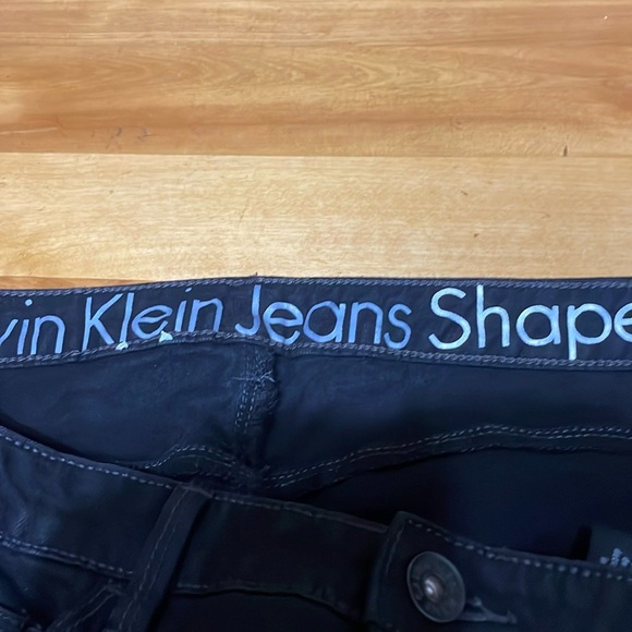 Calvin Klein black shape jeans wide bottom - Picture 2 of 4
